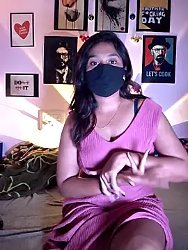 Snapshot of LOVELY__SMART__CPL chatting on 16, 12, 2025 LOVELY SMART CPL online show from 16, 12, 2025