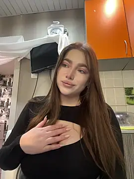 Snapshot of Milana_mil chatting on 12, 3, 2025 Milana mil online show from 12, 3, 2025