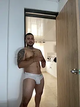 Snapshot of Angelgarcia_ chatting on 28, 2, 2025 Angelgarcia online show from 28, 2, 2025