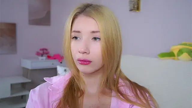 SunnivaCovil online show from 8, 2, 2026