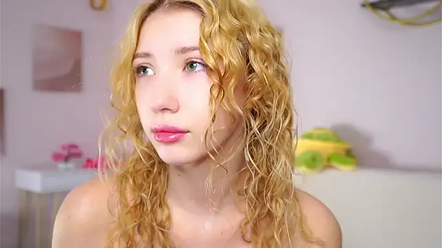 SunnivaCovil online show from 14, 2, 2026