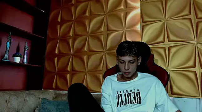 Snapshot of Noahoconor chatting on 27, 2, 2025 Noahoconor online show from 27, 2, 2025