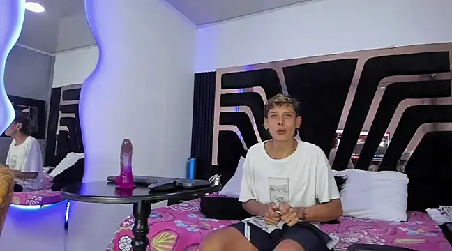 Snapshot of Noahoconor chatting on 5, 3, 2025 Noahoconor online show from 5, 3, 2025