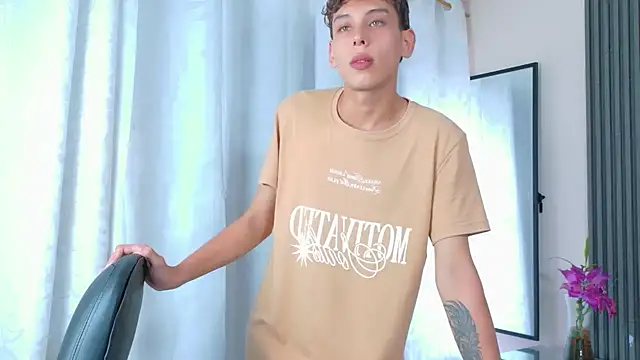 Snapshot of Noahoconor chatting on 23, 10, 2025 Noahoconor online show from 23, 10, 2025