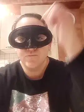 Dolcecurvy online show from 3, 3, 2025