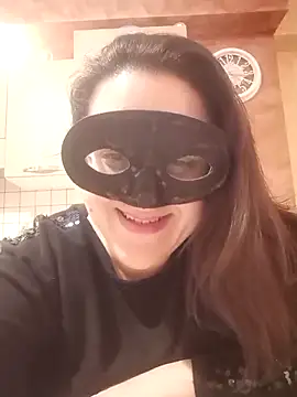 Dolcecurvy online show from 10, 3, 2025