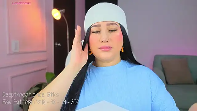 Snapshot of Leaa_Cox chatting on 14, 11, 2025 Leaa Cox online show from 14, 11, 2025