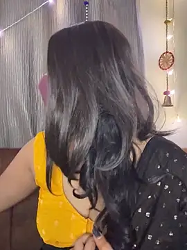 Dishasarmaa05 online show from 23, 10, 2025