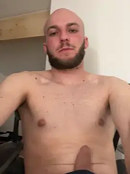 Snapshot of Mab380 chatting on 28, 2, 2025 Mab380 online show from 28, 2, 2025