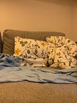 Snapshot of Mab380 chatting on 17, 9, 2025 Mab380 online show from 17, 9, 2025