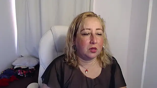 Mature 2025 online show from 17, 10, 2025