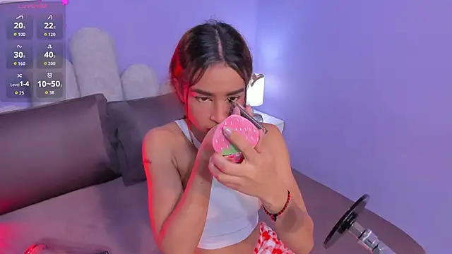 honey sofii  online show from 30, 5, 2026