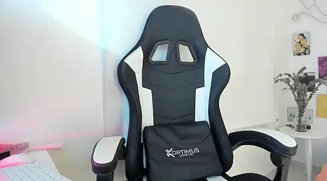 Snapshot of agaataa_ chatting on 21, 3, 2025 agaataa online show from 21, 3, 2025