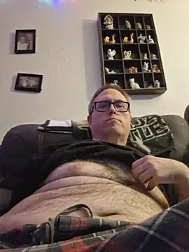 Snapshot of Smallone327 chatting on 25, 10, 2025 Smallone327 online show from 25, 10, 2025