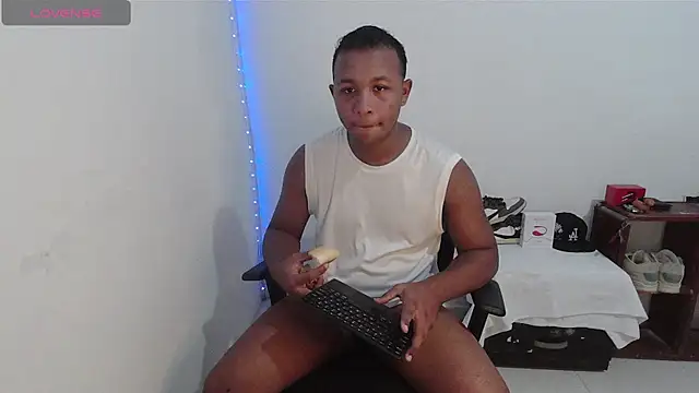 Gooss cum online show from 8, 10, 2025