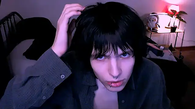 Snapshot of timi-moon chatting on 13, 11, 2025 timi-moon online show from 13, 11, 2025