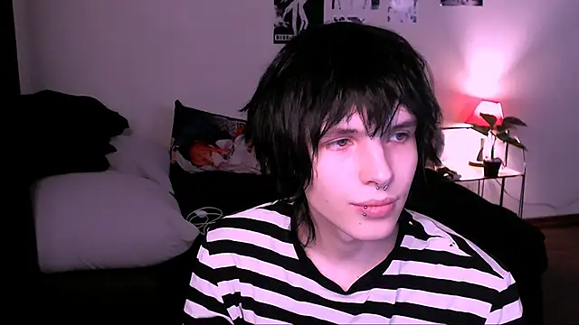 Snapshot of timi-moon chatting on 16, 11, 2025 timi-moon online show from 16, 11, 2025