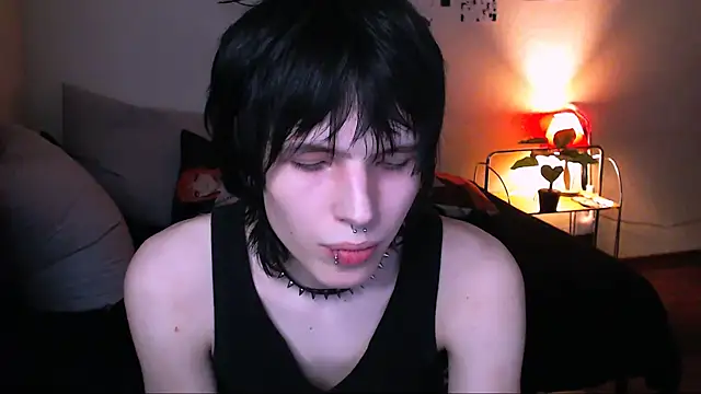 Snapshot of timi-moon chatting on 26, 11, 2025 timi-moon online show from 26, 11, 2025