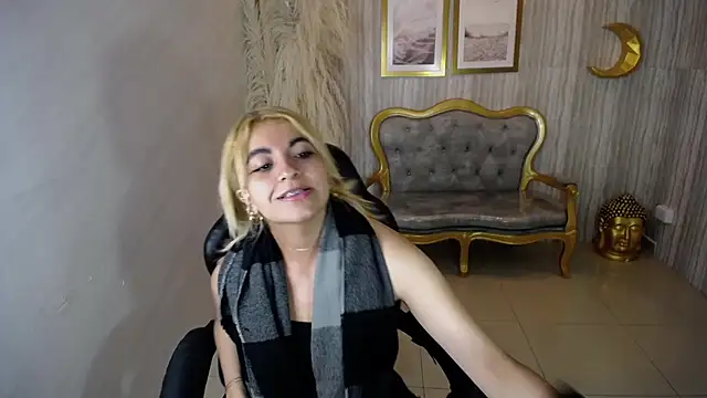 Snapshot of lili_conor_s chatting on 1, 3, 2025 lili conor s online show from 1, 3, 2025