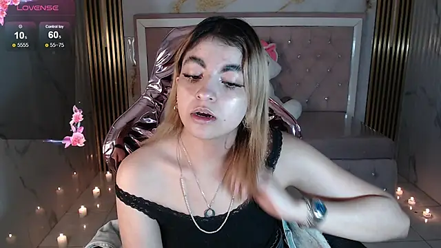 Snapshot of lili_conor_s chatting on 17, 9, 2025 lili conor s online show from 17, 9, 2025