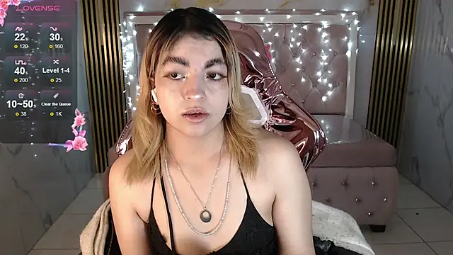 Snapshot of lili_conor_s chatting on 23, 9, 2025 lili conor s online show from 23, 9, 2025