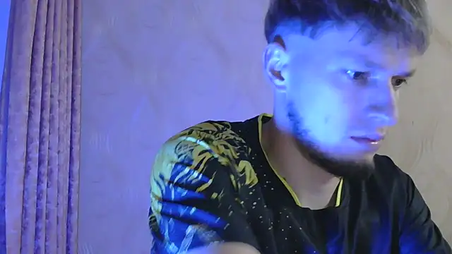 Snapshot of frama666 chatting on 25, 10, 2025 frama666 online show from 25, 10, 2025