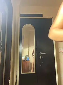 Snapshot of isha_sassy chatting on 27, 2, 2025 isha sassy online show from 27, 2, 2025