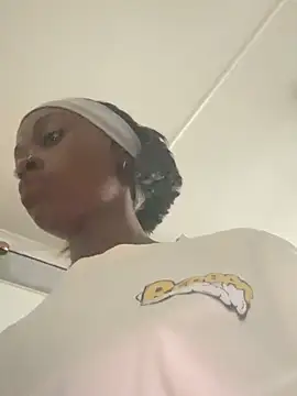 Snapshot of xxTatiannaxx chatting on 25, 6, 2026 xxTatiannaxx online show from 25, 6, 2026
