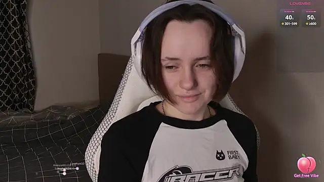 Luna Loveee online show from 1, 4, 2026