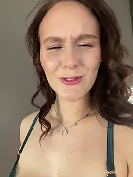 Snapshot of NatalyRose_ chatting on 10, 10, 2025 NatalyRose  online show from 10, 10, 2025