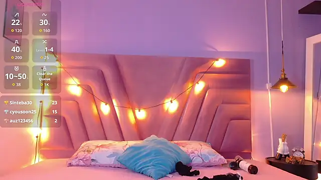 innocenthazel online show from 8, 11, 2025