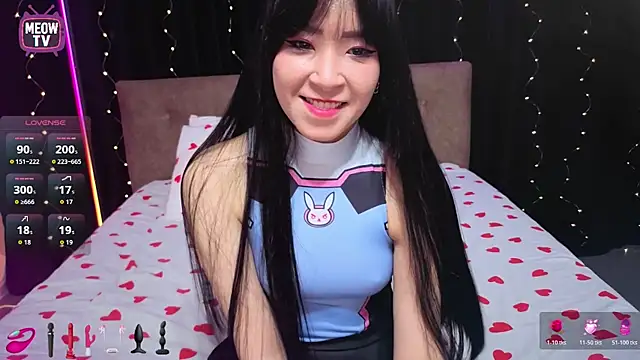 miyakimi0101 online show from 15, 4, 2026