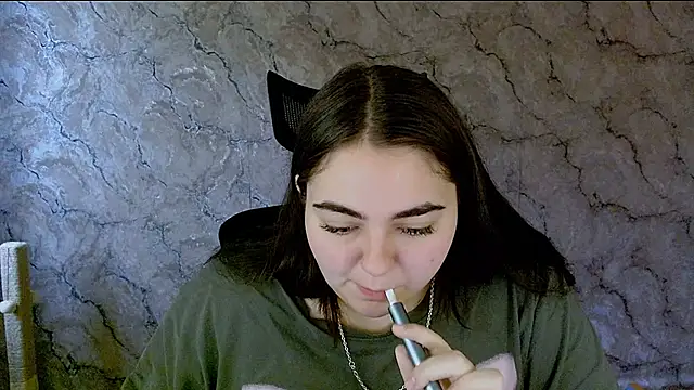 Snapshot of kitsune_8 chatting on 9, 10, 2025 kitsune 8 online show from 9, 10, 2025