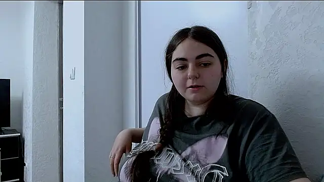kitsune 8 online show from 10, 4, 2026