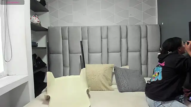 Natasha rose   online show from 17, 9, 2025