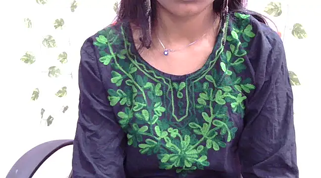 Cute Pihu01 online show from 10, 3, 2025