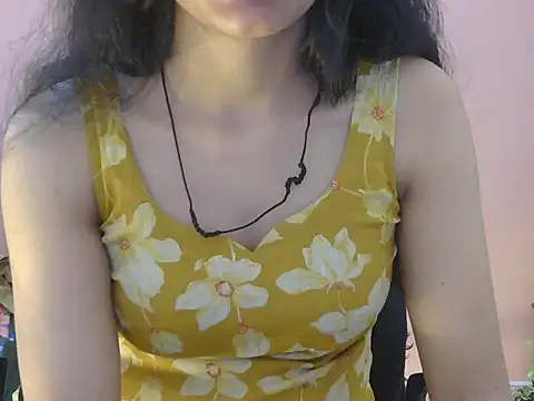 Cute Pihu01 online show from 13, 2, 2026