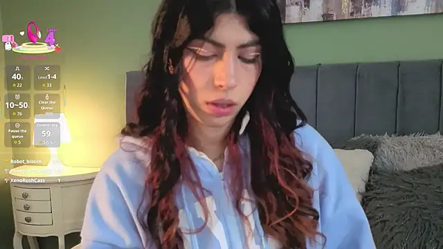 Cassie bloom online show from 27, 5, 2026