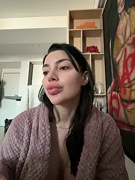 Snapshot of Mia_Splash chatting on 4, 3, 2026 Mia Splash online show from 4, 3, 2026