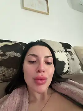 Snapshot of Mia_Splash chatting on 8, 3, 2026 Mia Splash online show from 8, 3, 2026