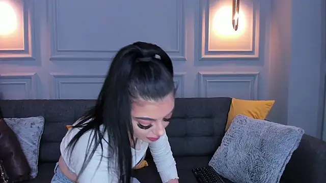 Snapshot of BridgitteBia chatting on 26, 2, 2025 BridgitteBia online show from 26, 2, 2025