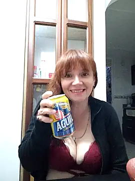 Snapshot of chanel-2025 chatting on 4, 3, 2025 chanel-2025 online show from 4, 3, 2025