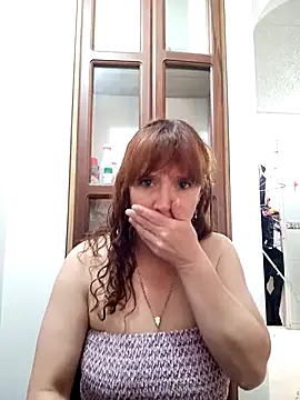 Snapshot of chanel-2025 chatting on 12, 3, 2025 chanel-2025 online show from 12, 3, 2025