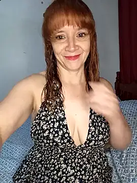 Snapshot of chanel-2025 chatting on 17, 10, 2025 chanel-2025 online show from 17, 10, 2025