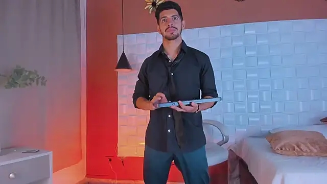 AlejandroStormm online show from 8, 3, 2025