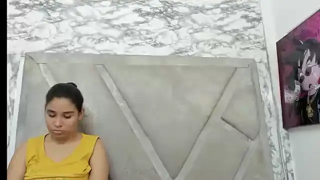 Snapshot of ElizaAndQuisha chatting on 10, 10, 2025 ElizaAndQuisha online show from 10, 10, 2025