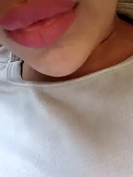 Sexlove1xo online show from 4, 3, 2025