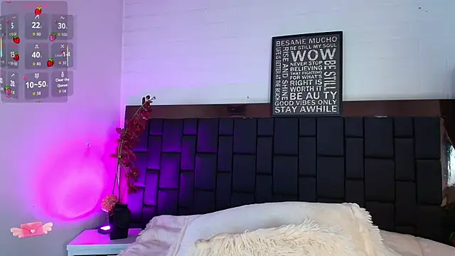 Snapshot of Lexi_Howard_ chatting on 19, 12, 2025 Lexi Howard online show from 19, 12, 2025