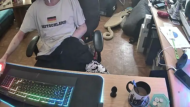 DerGeileLoveboy online show from 9, 3, 2026