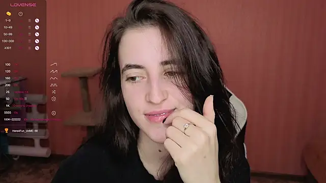 Snapshot of reaiss chatting on 12, 10, 2025 reaiss online show from 12, 10, 2025